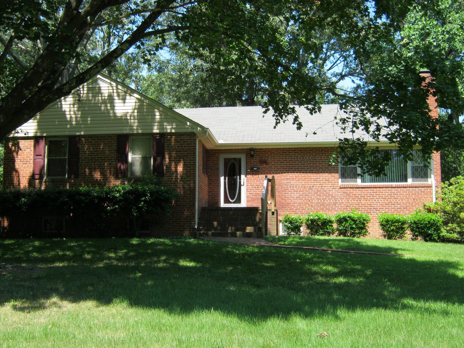 Home in Highland Springs, VA